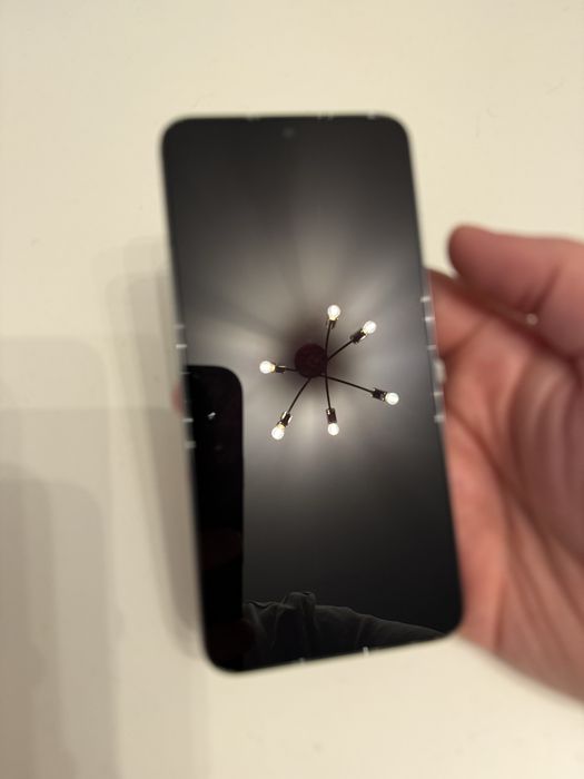 Samsung Galaxy S22 128GB czarny, swietny stan