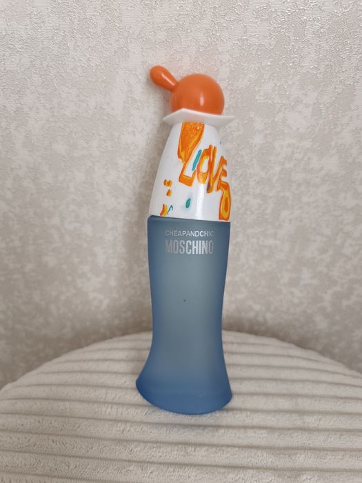 Жіночий парфум Moschino I Love Love. 100 мл.