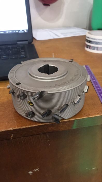 Заточка пил та деревообробного інструменту