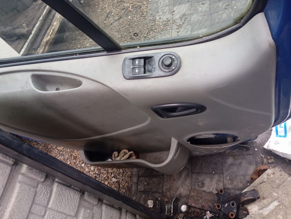 Капот трафік т решітка