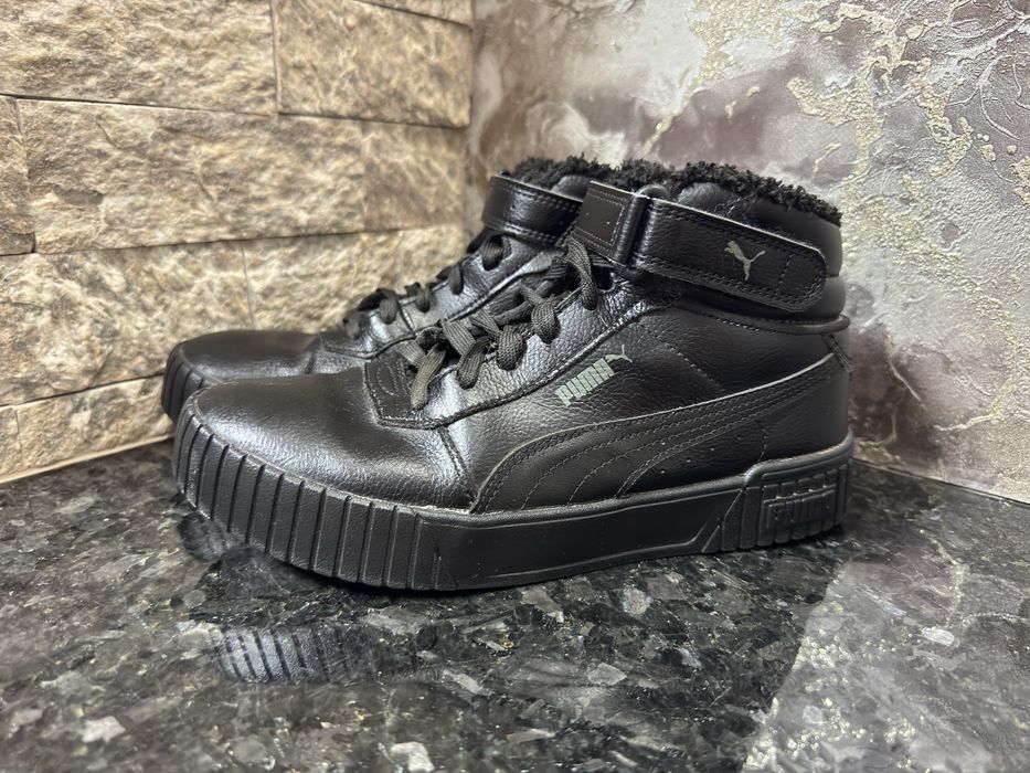 Puma Carina 2.0 Mid WTR (оригінал)