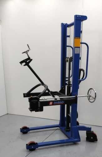 Stacker rotador de bidões. AP28