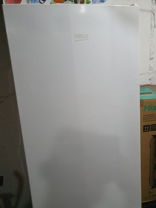 Lodówka beko RCNA 305K20W