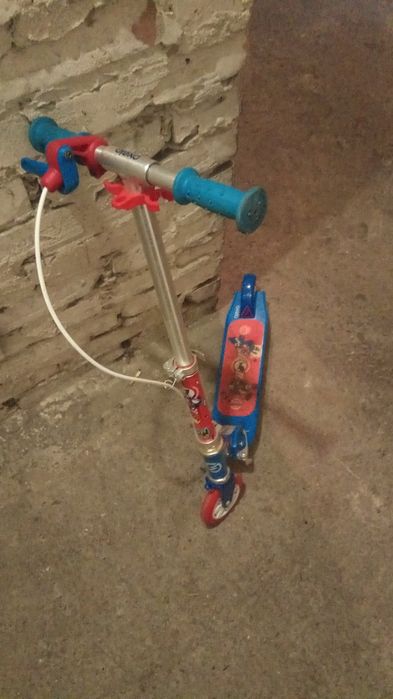 Hulajnoga z hamulcem recznym i nożnym oxelo