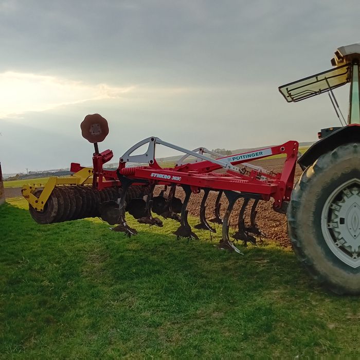 Pottinger synkro 3030 3m Agregat bezorkowy