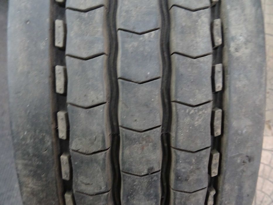 opona 215/75R17.5 MICHELIN X MULTI Z  (500 netto)