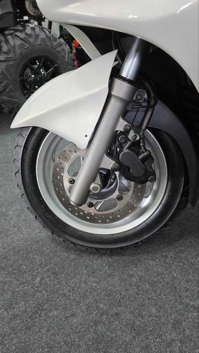 Максі-Скутер Yamaha GRAND Majesty 250 SG15J