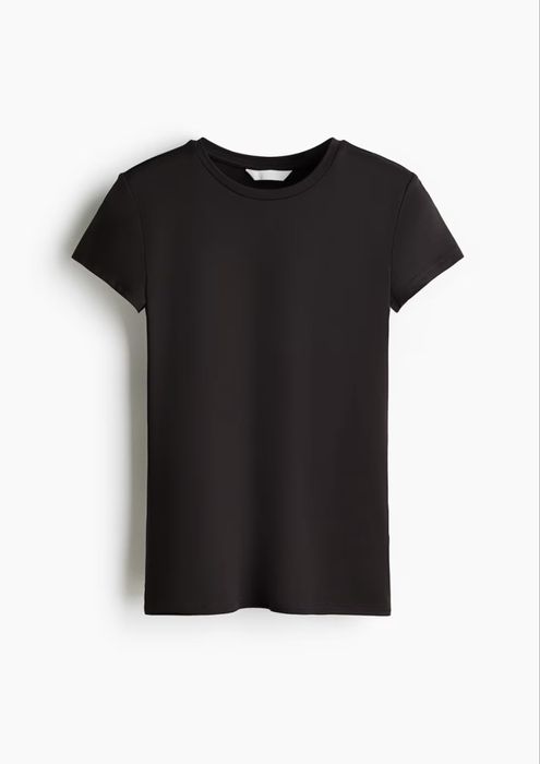 Футболка з мікрофібри H&M у стилі skims