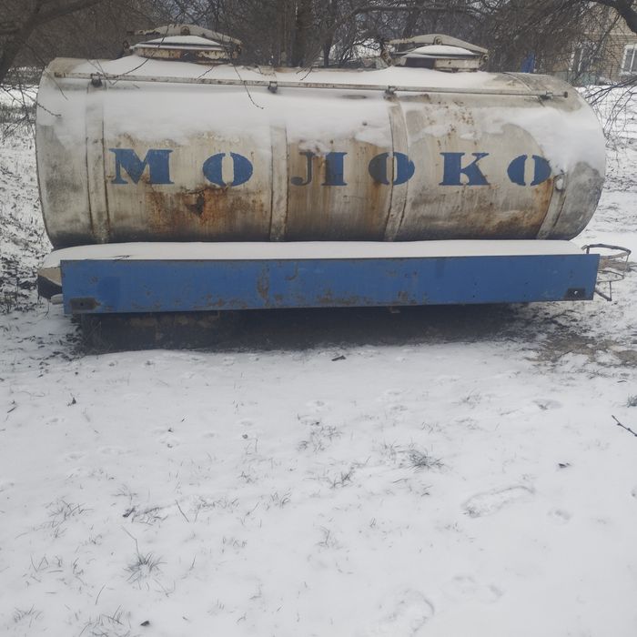 Бочка молоковоз газ