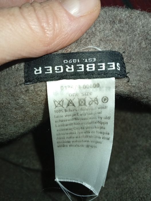 Czapka wełniana, kapelusz, toczek Seeberger