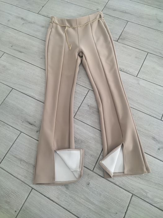 Штани кльош розмір M-L