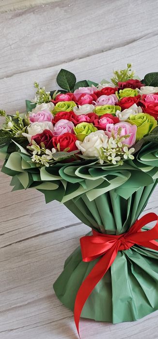 Bukiet z różyczek mydlanych