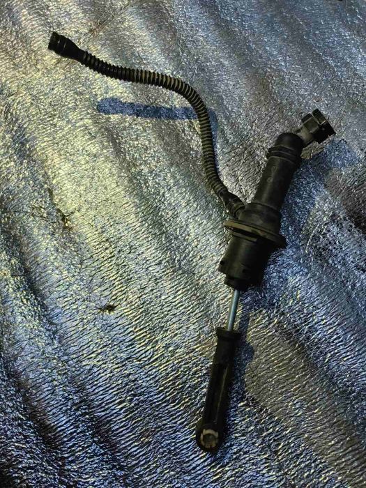 Головний циліндр зчеплення Рено Меган, Рено Кенго...