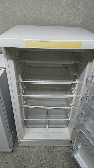Frigorífico Compacto Haier HR-218AE (Ideal p/ Escritório ou Apoio)