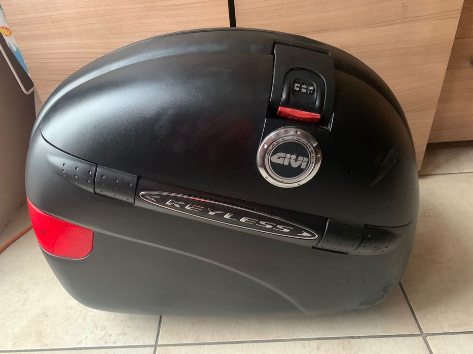 Kufry boczne GIVI Keyless E41 wym. 40x55x28 cm.-ok 40 litrów Klucze