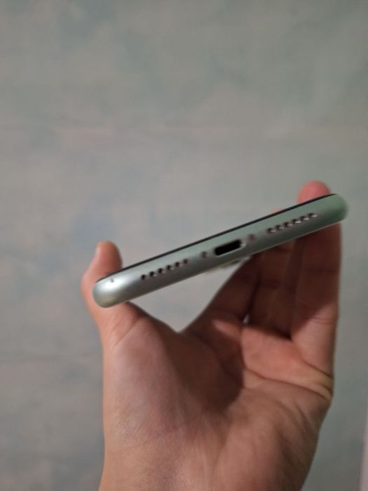 iPhone 11 128 gb продам або обміняю на 13/13pro