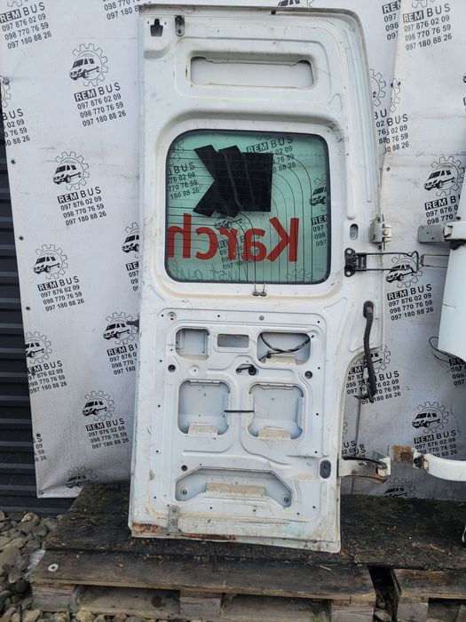 Дверка задня ліва Renault Master 2 біла з склом
