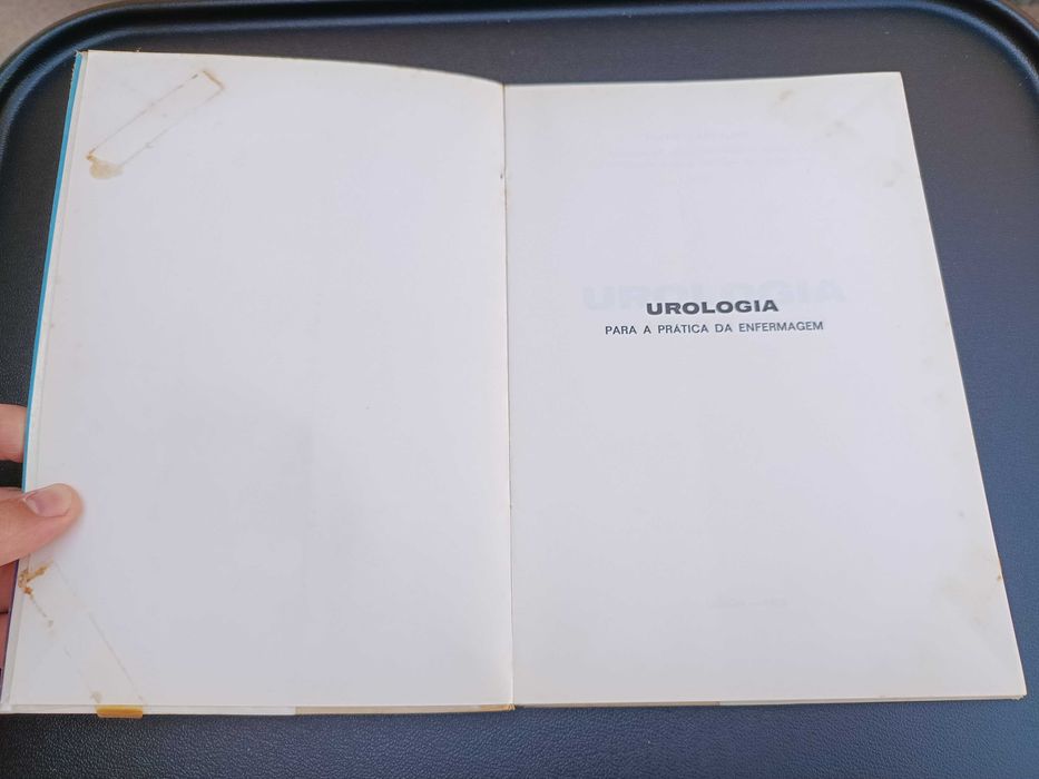 Livro "Urologia Para a Prática de Enfermagem", de Pinto Carvalho
