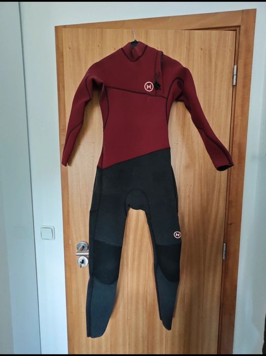 Fato De Surf Mulher Premium 4/3 Zipperless Bordeaux e preto