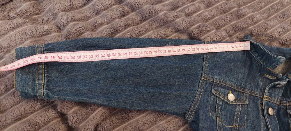 Джинсовка на дівчинку