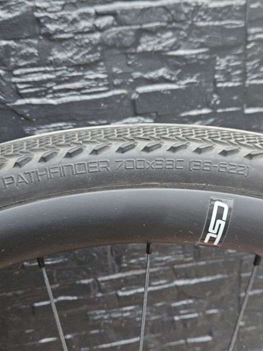 Specialized pathfinder sport 700x38c