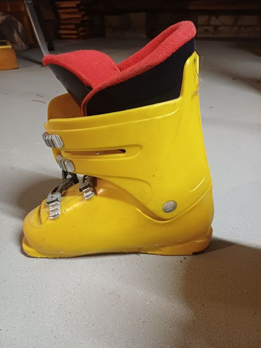 Buty narciarskie i narty