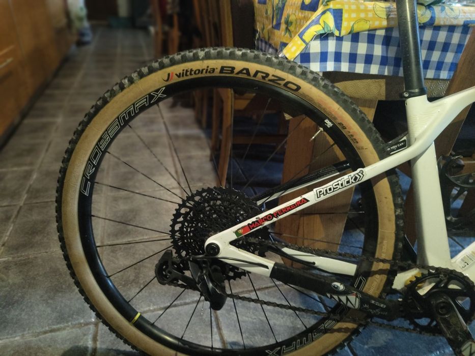 Rocrrider Race 900