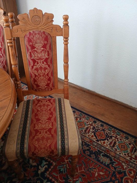 Duży rozkładany stół jadalniany + komplet 8 krzeseł