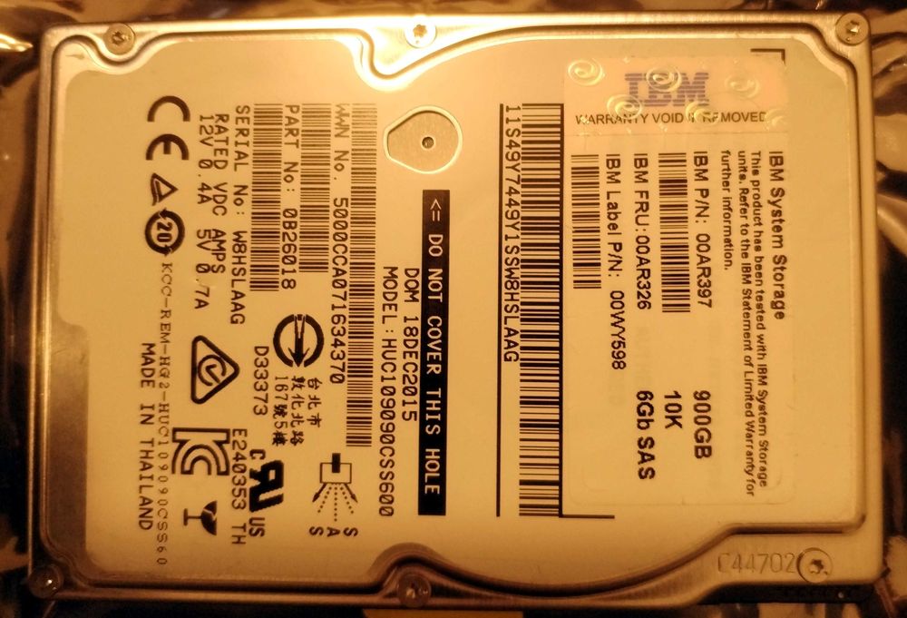 Discos IBM 900GB SAS 2.5" para servidor