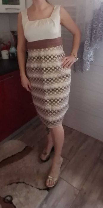 Elegancka sukienka rozmiar 40 L plus bolerko