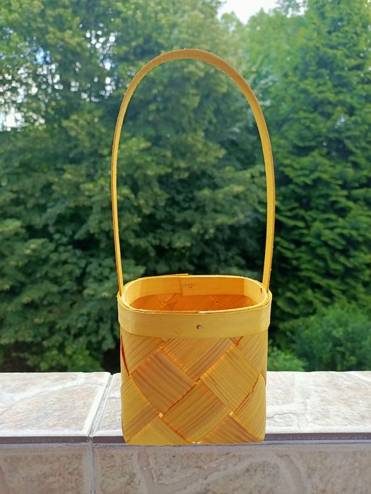 Koszyk Koszyczek żółty wys. 17,5 cm
