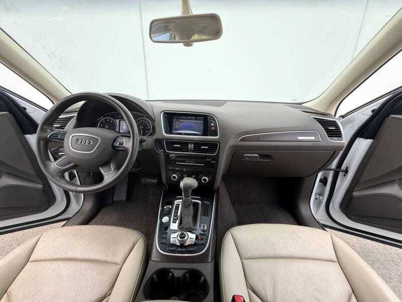 2017 Audi Q5 2.0T quattro Premium
