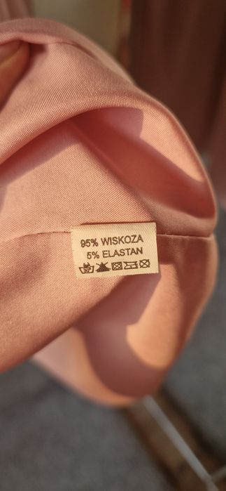 Sukienka lato koronka rozm.54 95% wiskoza