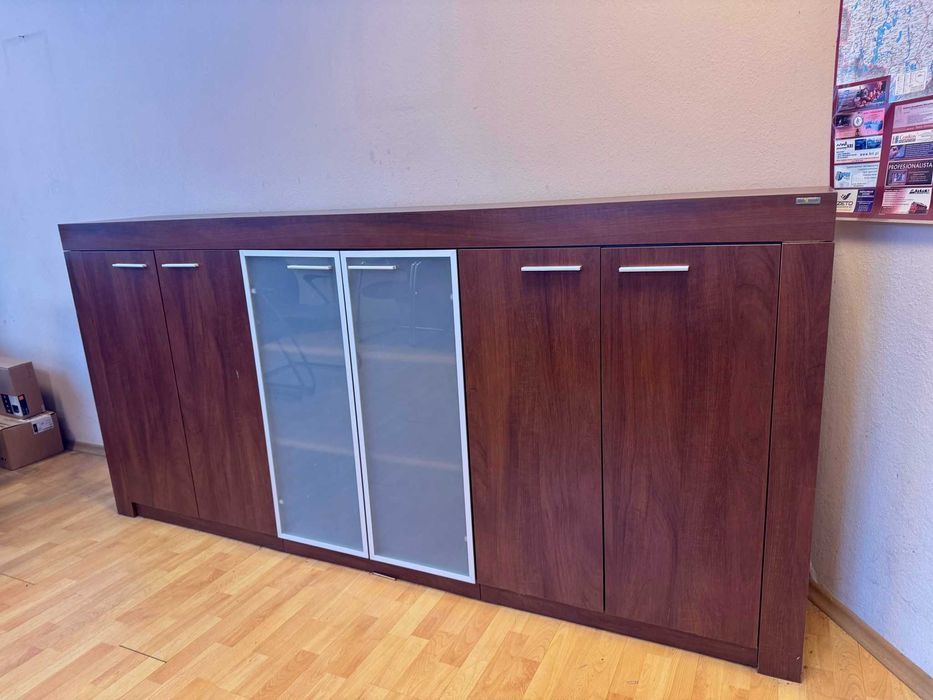 meble biurowe gabinetowe i fotele używane