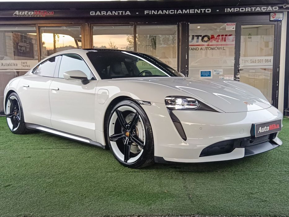 Porsche Taycan Turbo