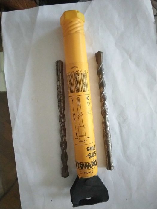 Продам новое сверло по металлу 10 мм SDS plus DeWalt