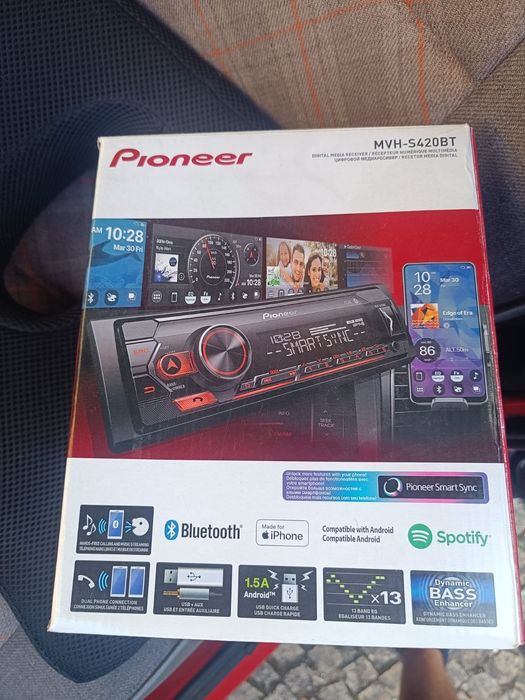 Auto radio Pioneer + 4 colunas