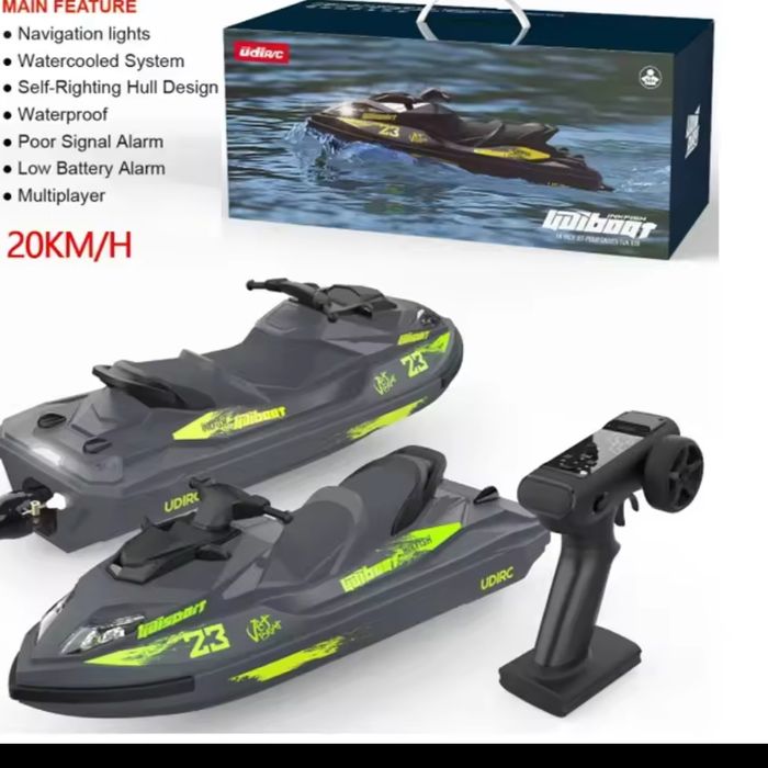 Lancha telecomandada.