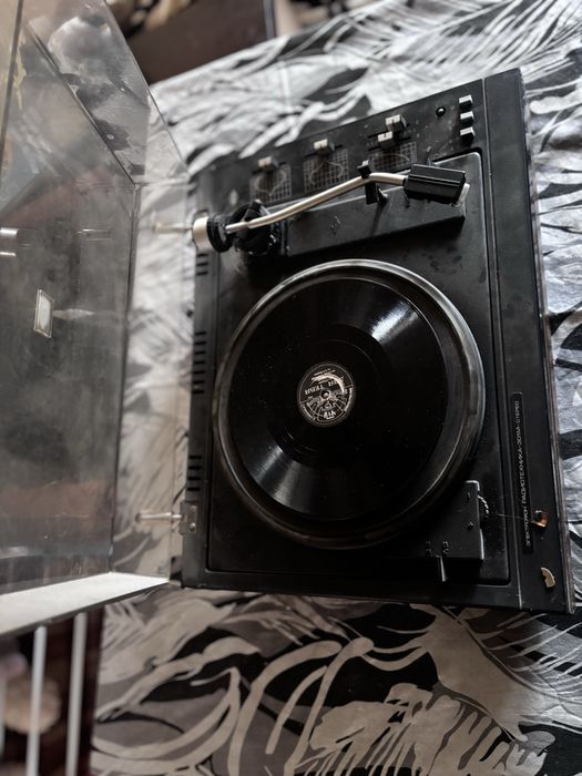 Програвач пластинок