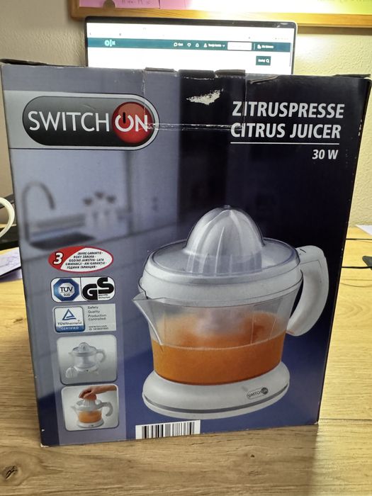 Elektryczna wyciskarka do cytrusów Switch On 30W | 1L | Stan BDB