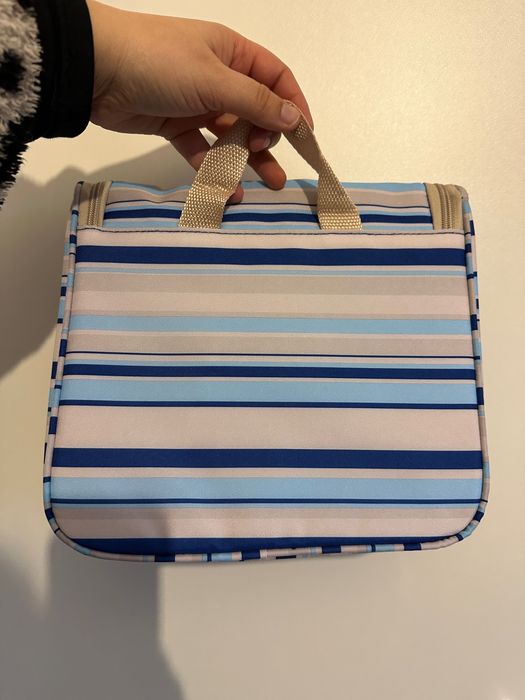 Bolsa Necessaire Azul Espaçosa