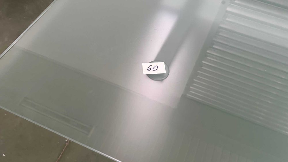 Stół szklany przezroczysty WALTER KNOLL