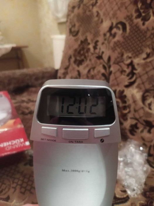 кухонні ваги на 3 кг 213грн