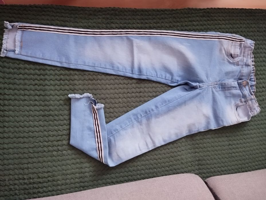 Jeansy 140 rurki regulacja w pasie