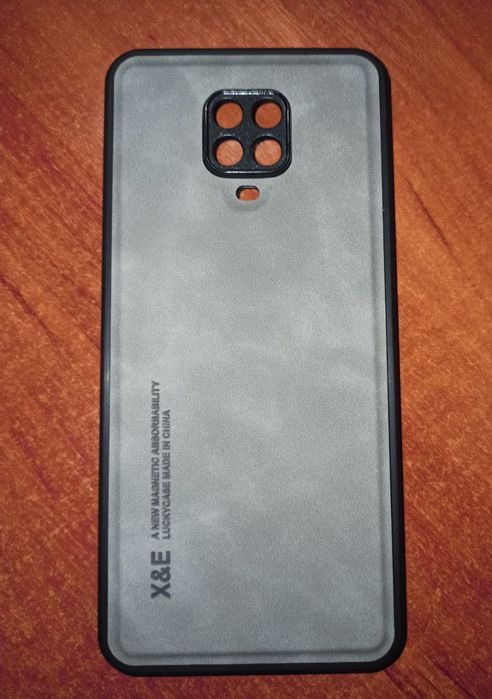 Кожаный чехол  Xiaomi Redmi Note 9 Pro с металлической вставкой.