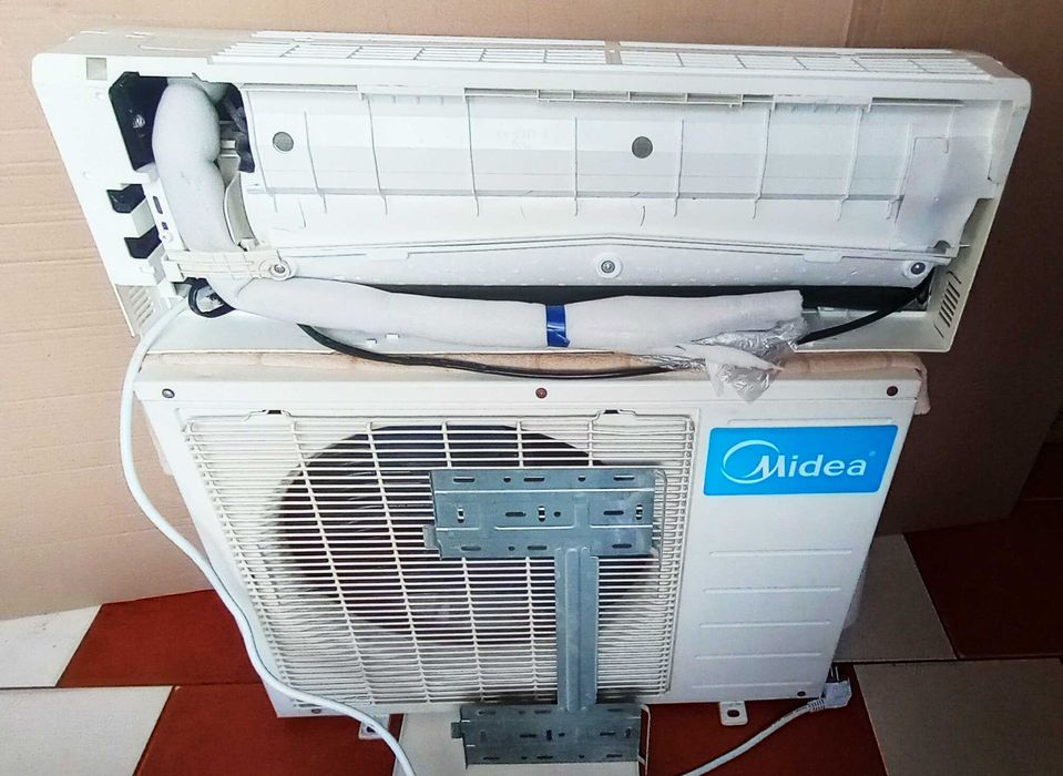 Продам кондиционер Midea MSG-09HR на 27 м2