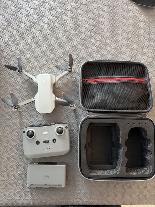 DJI Mini 2 Drone Fly More Combo445486458178129921