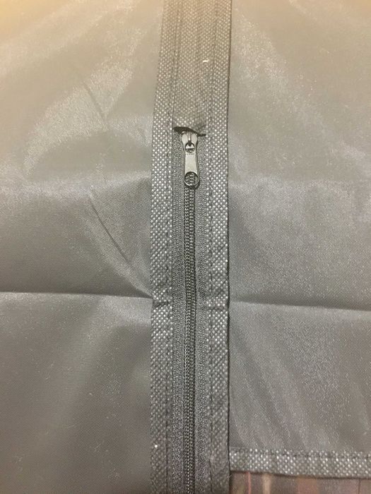 Новий тканевий чохов для одягу