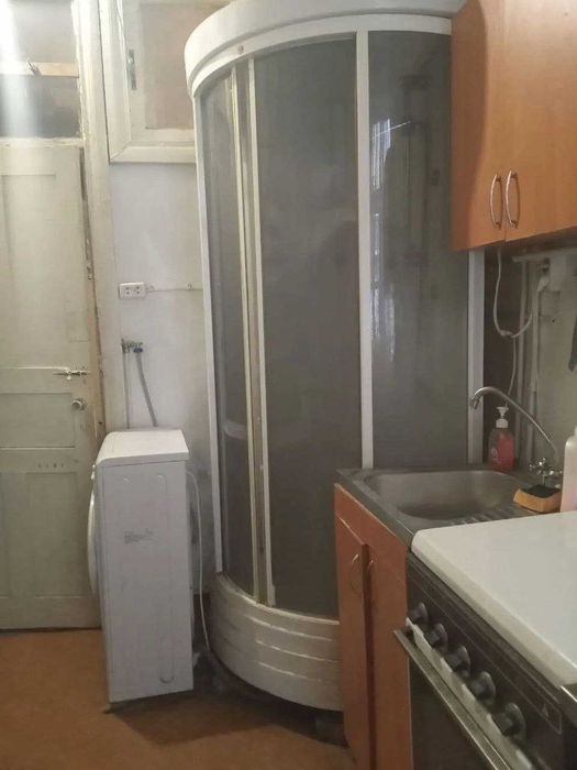 продам коммунальную квартиру, центр, 2 комнаты