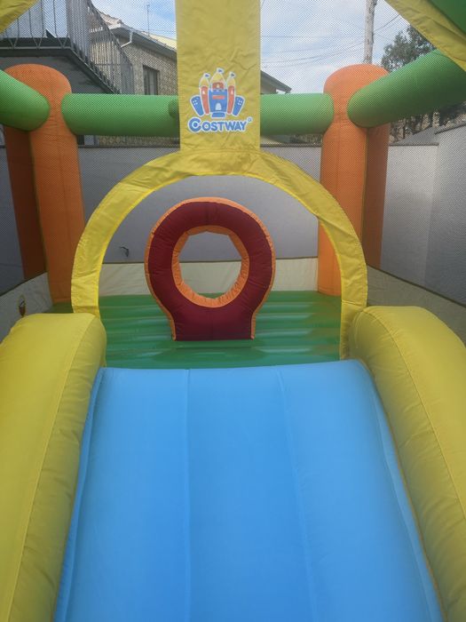 Aluguer de insuflavel festa crianças